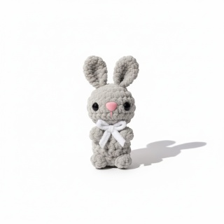 Króliczek Szydełkowy Wielkanocny 12cm Szary Pluszowy Handmade